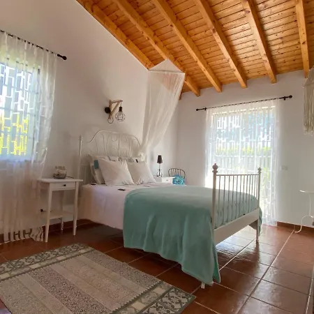 Casa Piteira Guest house *